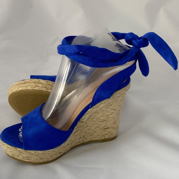 ROPE - ROYAL BLUE TIE UP ESPADRILLE WEDGE - RUBBER BOTTOM - Picture 3 of 4